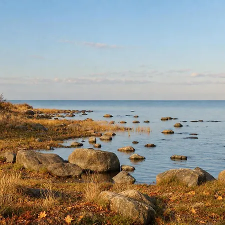 Kusagil Nature & Sauna Near Paernu Tahkuranna